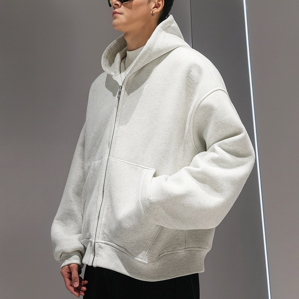 Hoodtrip™ – Der erste Hoodie der Welt, der gleichzeitig dein Handgepäck ist.