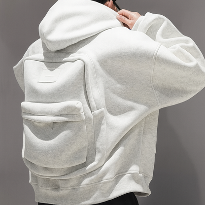 Hoodtrip™ – Der erste Hoodie der Welt, der gleichzeitig dein Handgepäck ist.